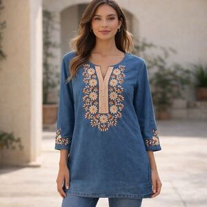 Vintage Women’s Chambray Tunic Top Floral Embroidered 3/4 Sleeve Sz XL